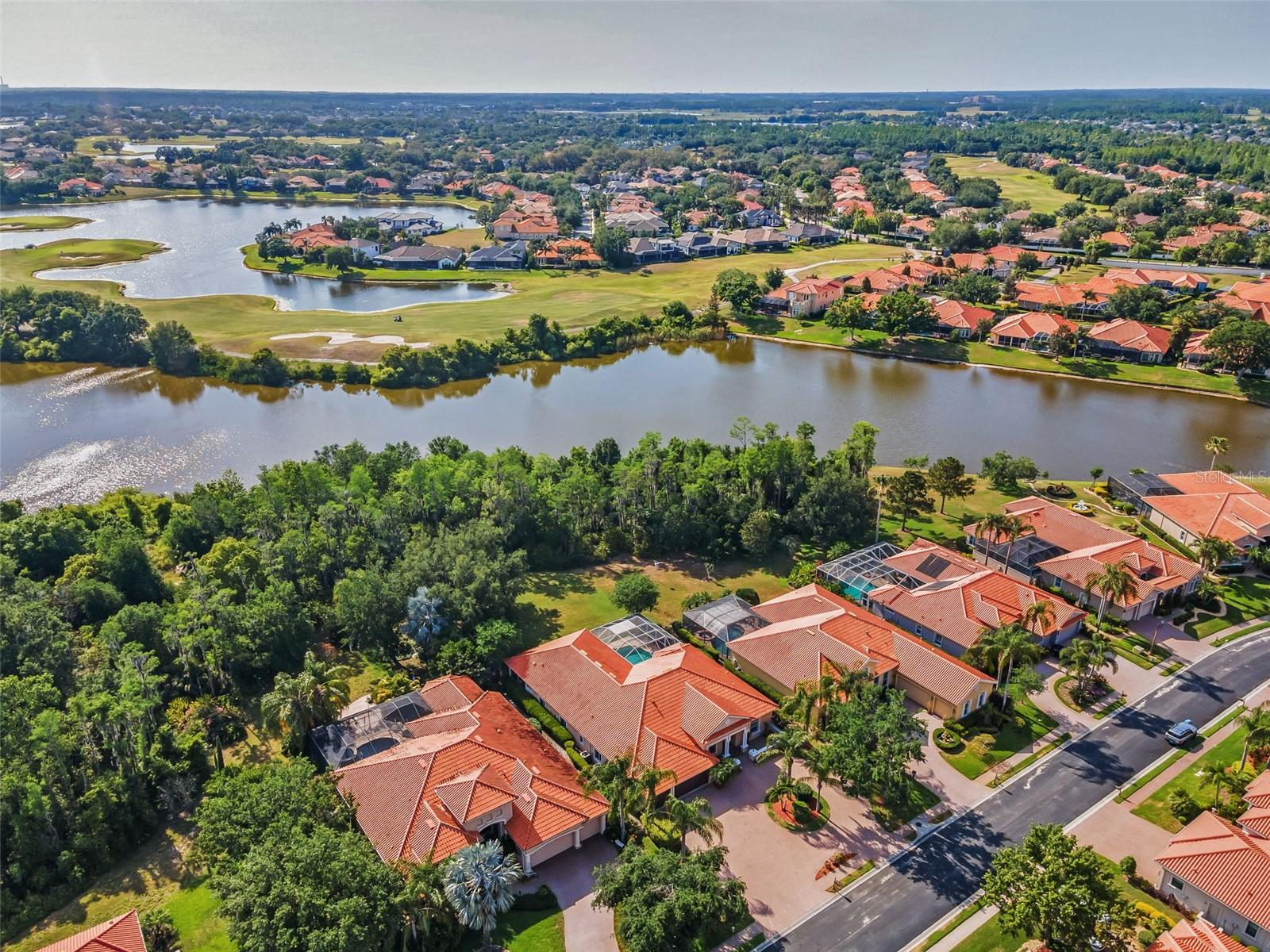 Listing photo id 80 for 1033 Tuscany Drive