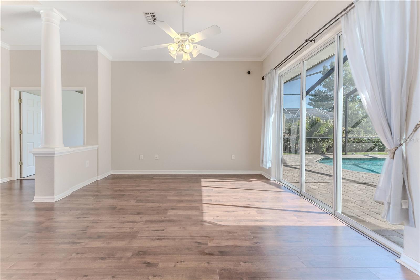 Image 17 of 84 For 4044 Chesterfield Drive