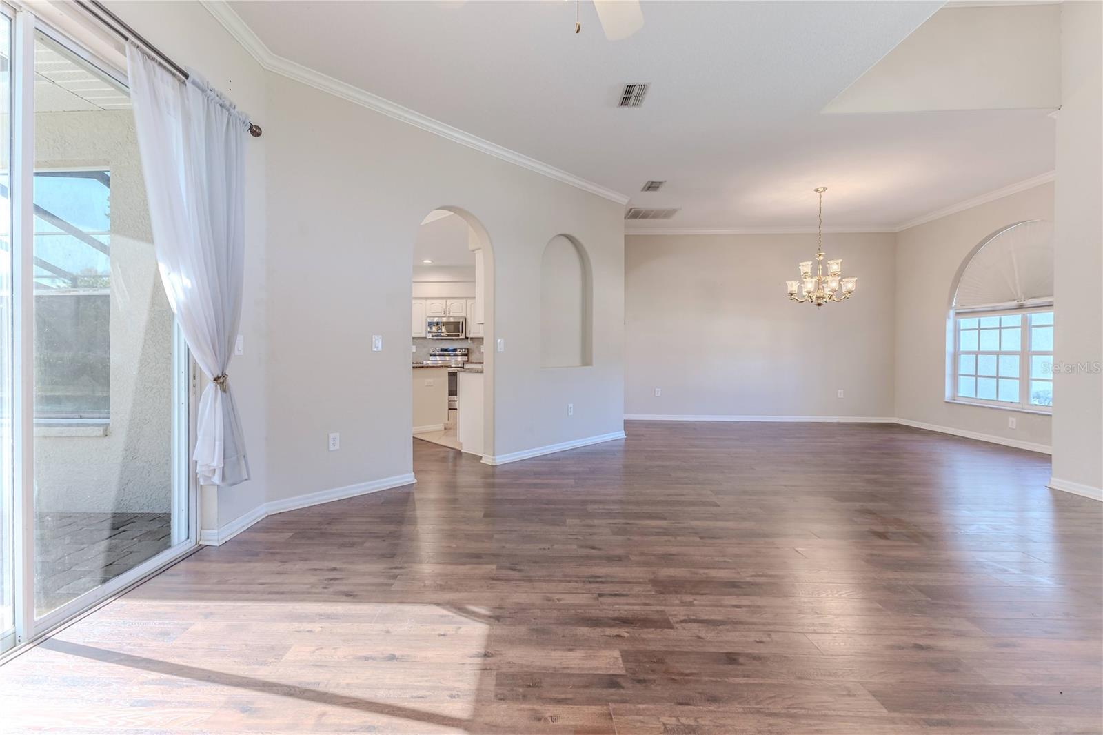 Image 20 of 84 For 4044 Chesterfield Drive