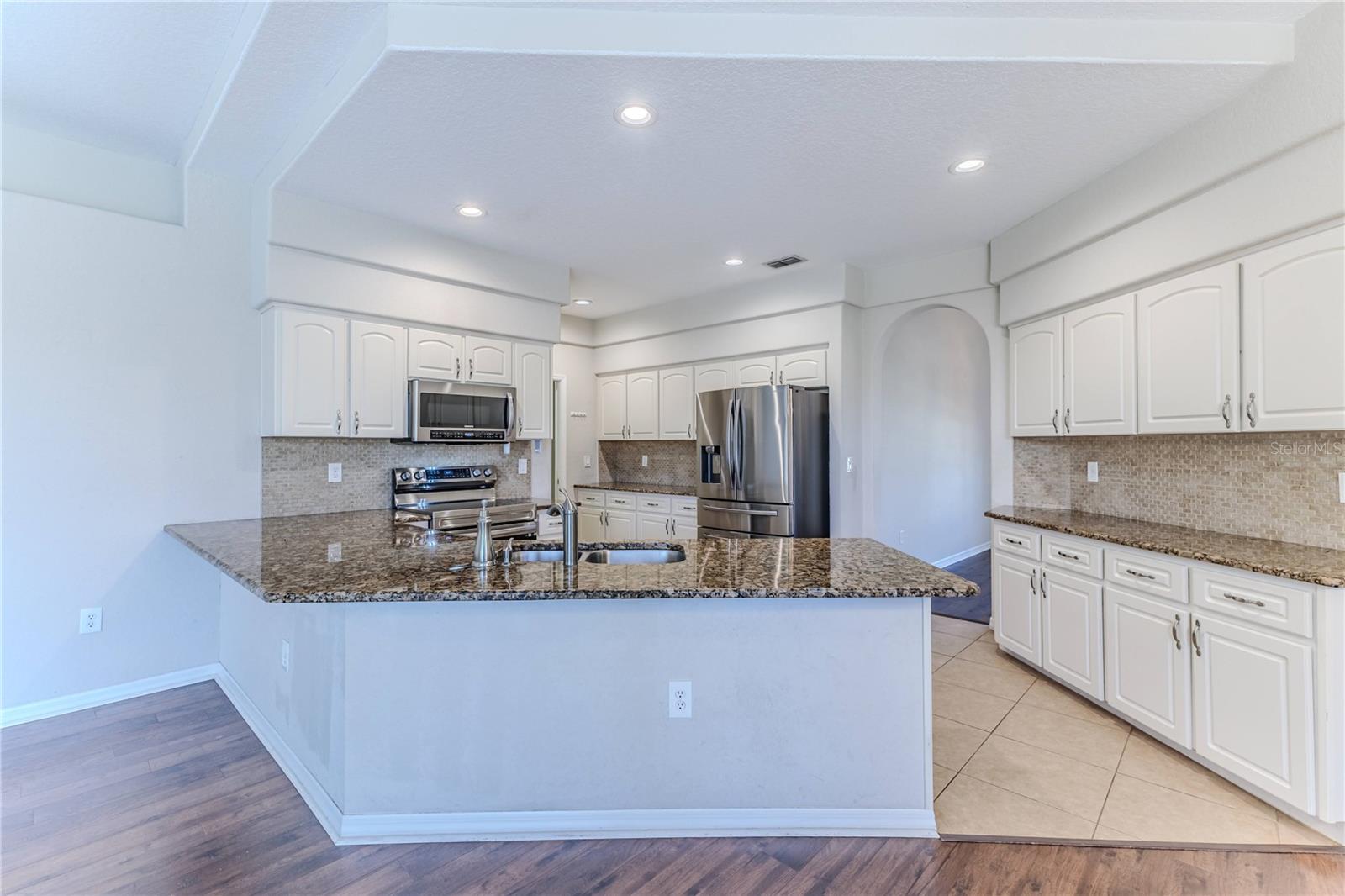 Image 36 of 84 For 4044 Chesterfield Drive