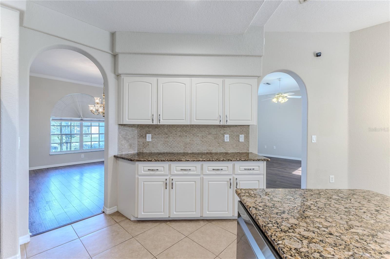 Image 39 of 84 For 4044 Chesterfield Drive