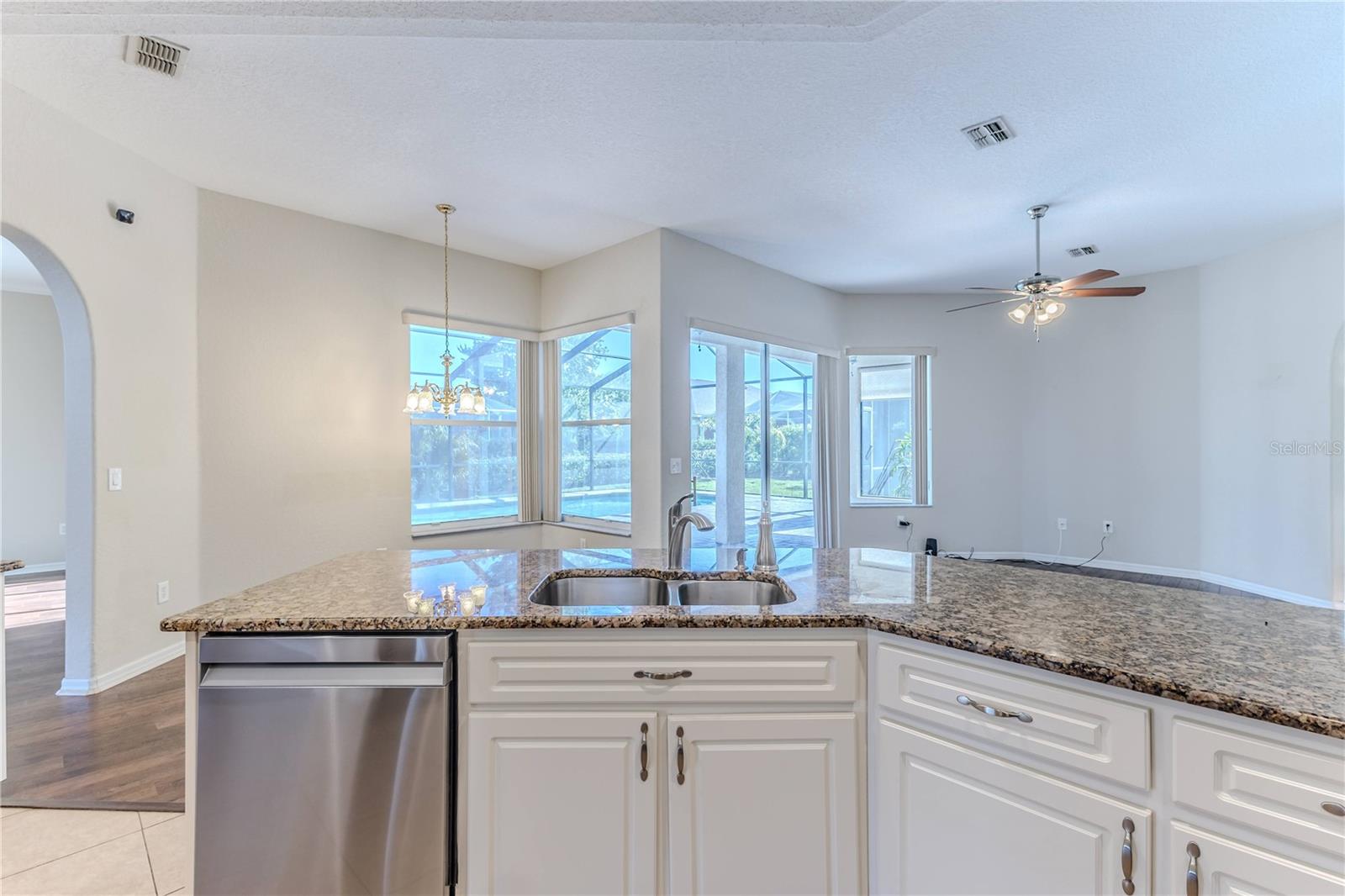 Image 41 of 84 For 4044 Chesterfield Drive