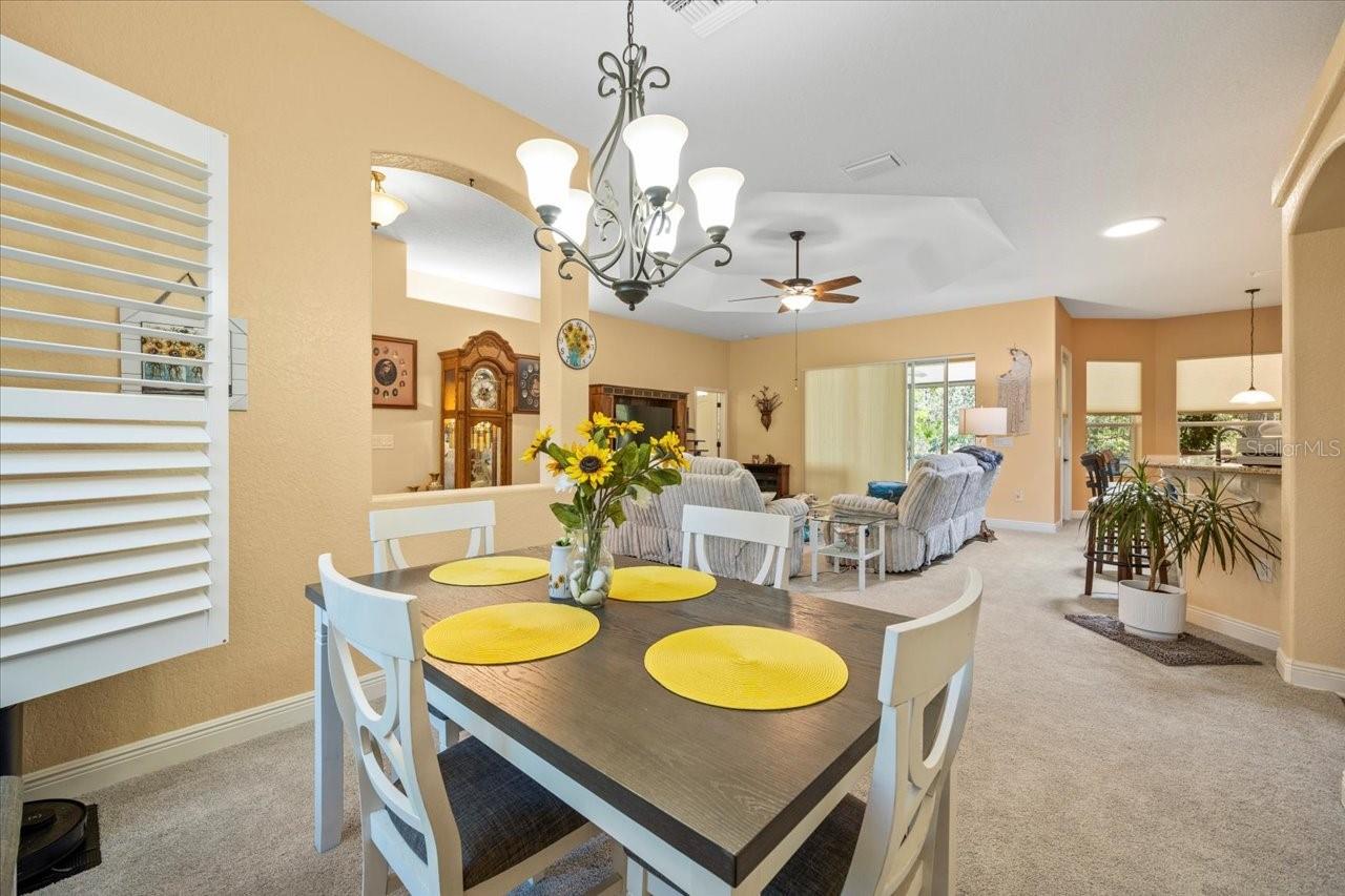 Listing photo id 4 for 39 Linder Street