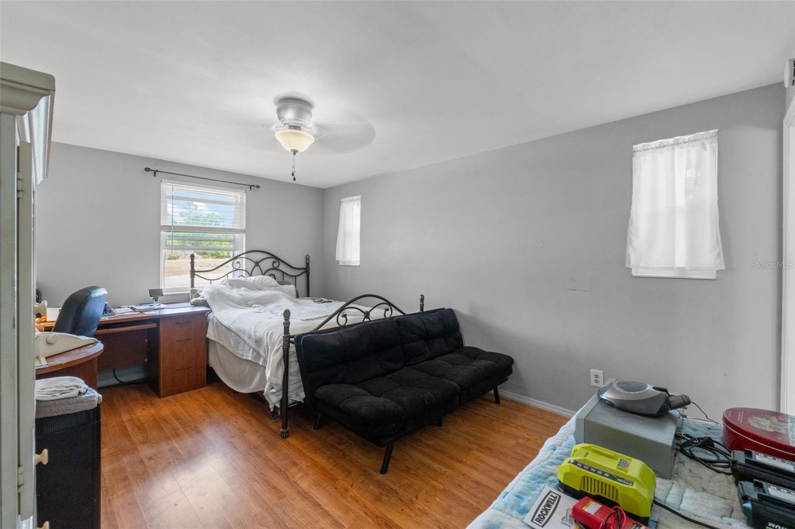 Image 12 of 26 For 9640 Northcliffe Boulevard