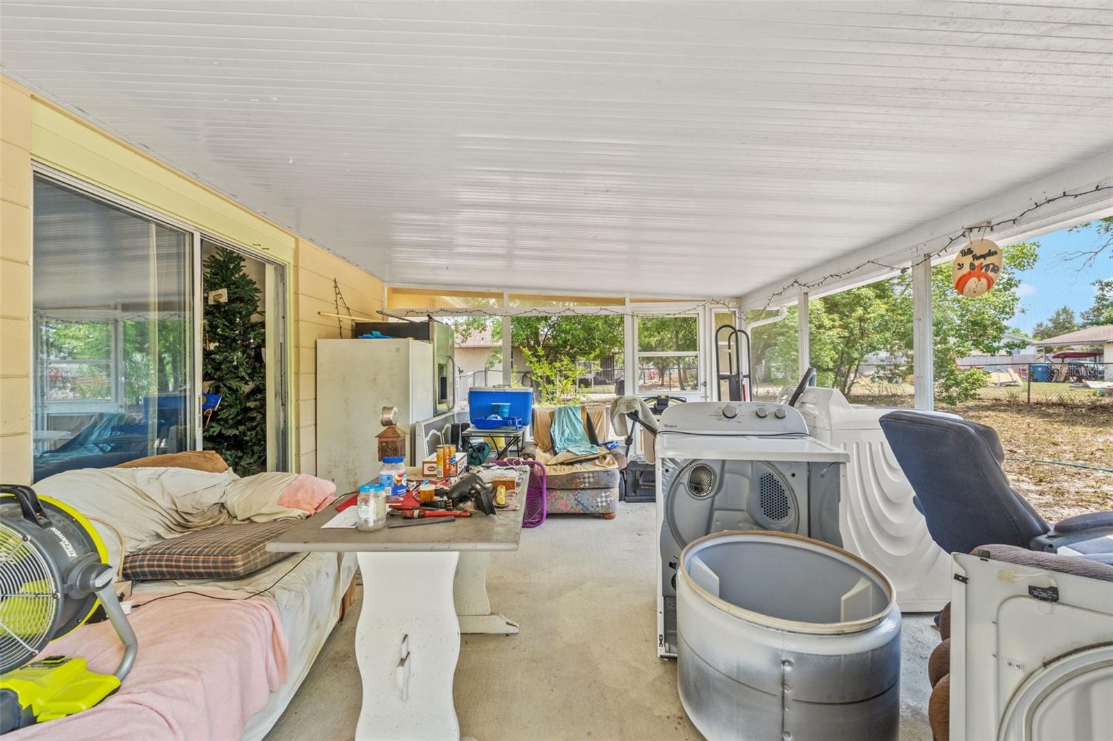 Image 19 of 26 For 9640 Northcliffe Boulevard