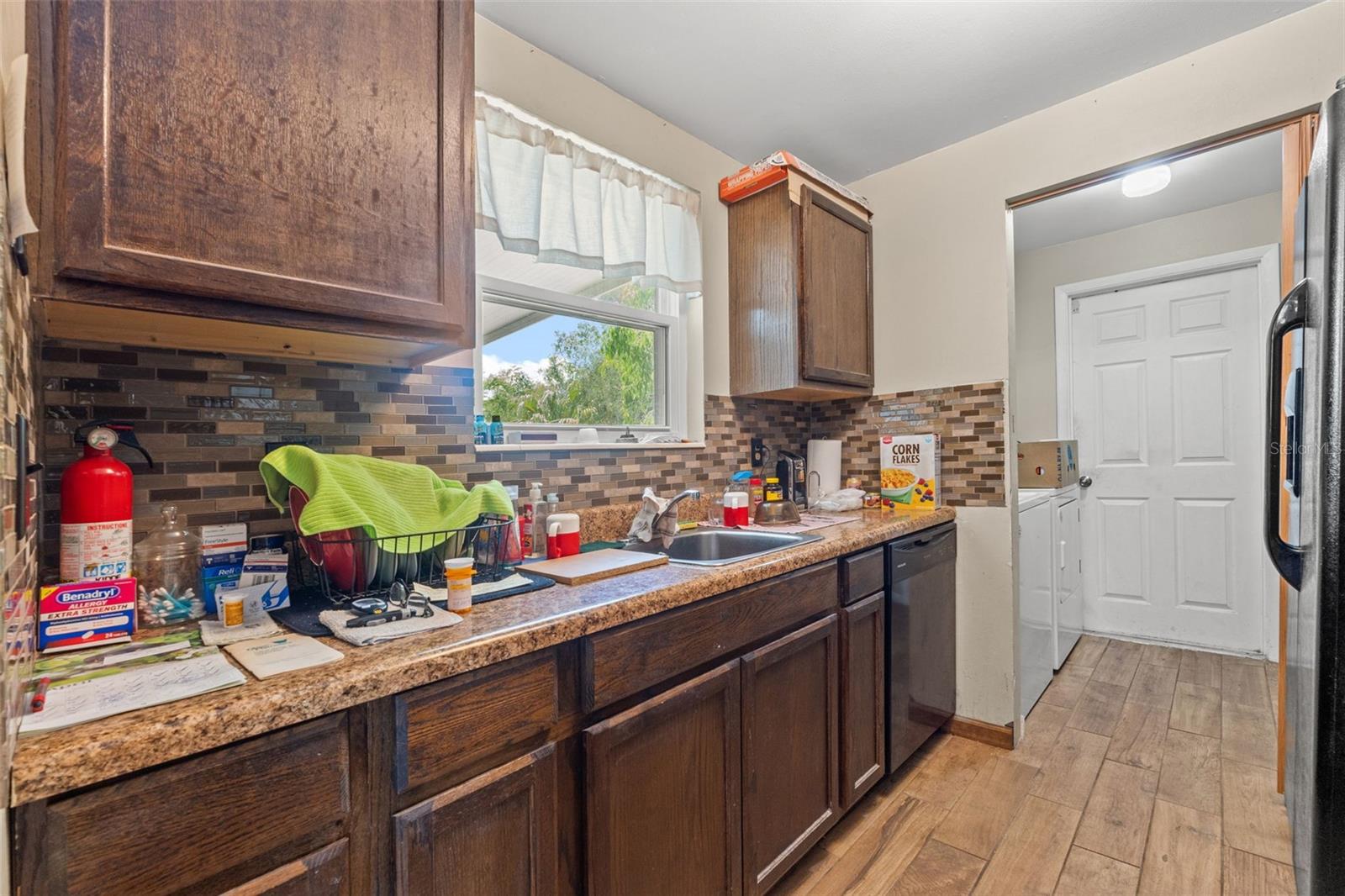 Image 5 of 26 For 9640 Northcliffe Boulevard