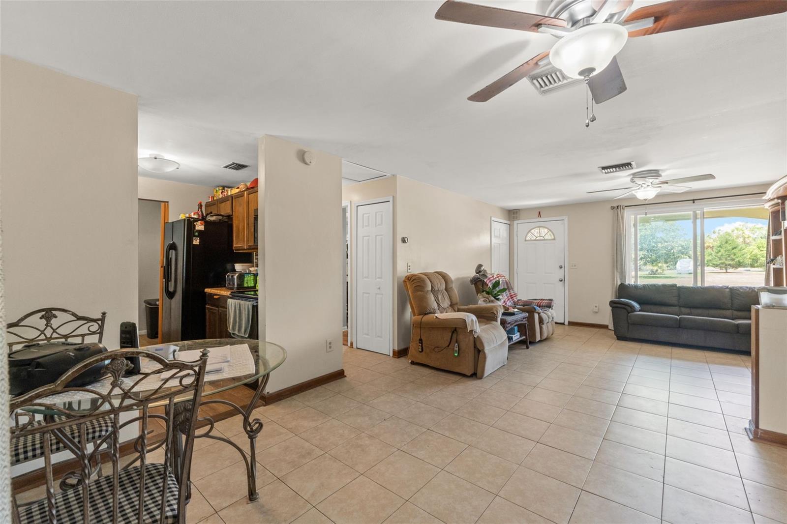 Image 6 of 26 For 9640 Northcliffe Boulevard