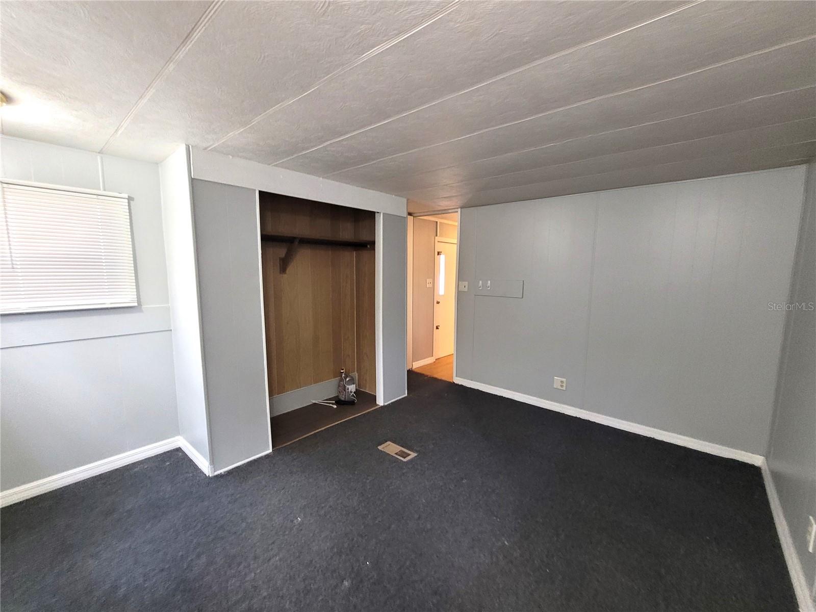Image 24 of 39 For 9441 Teak Street