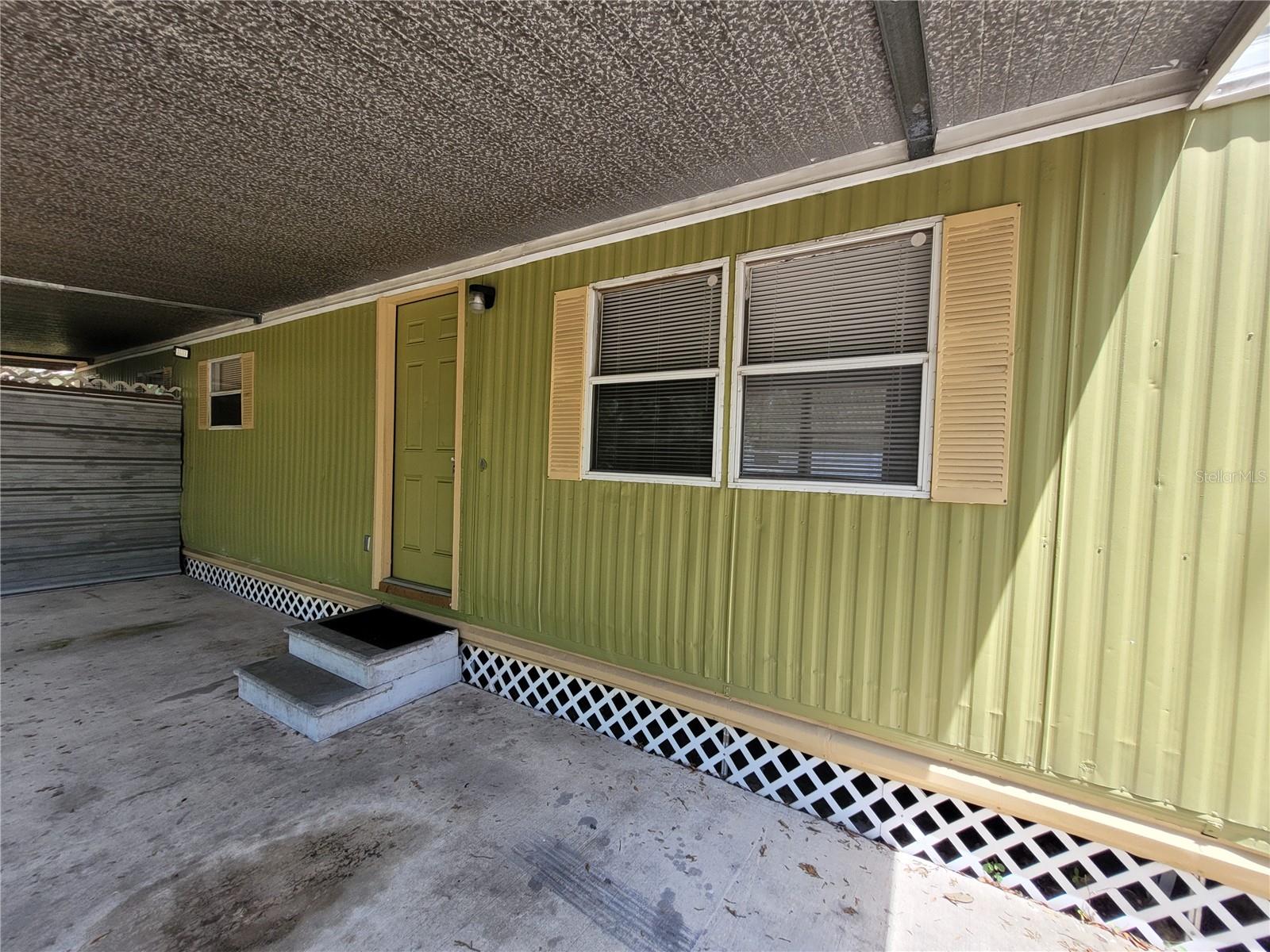 Image 35 of 39 For 9441 Teak Street