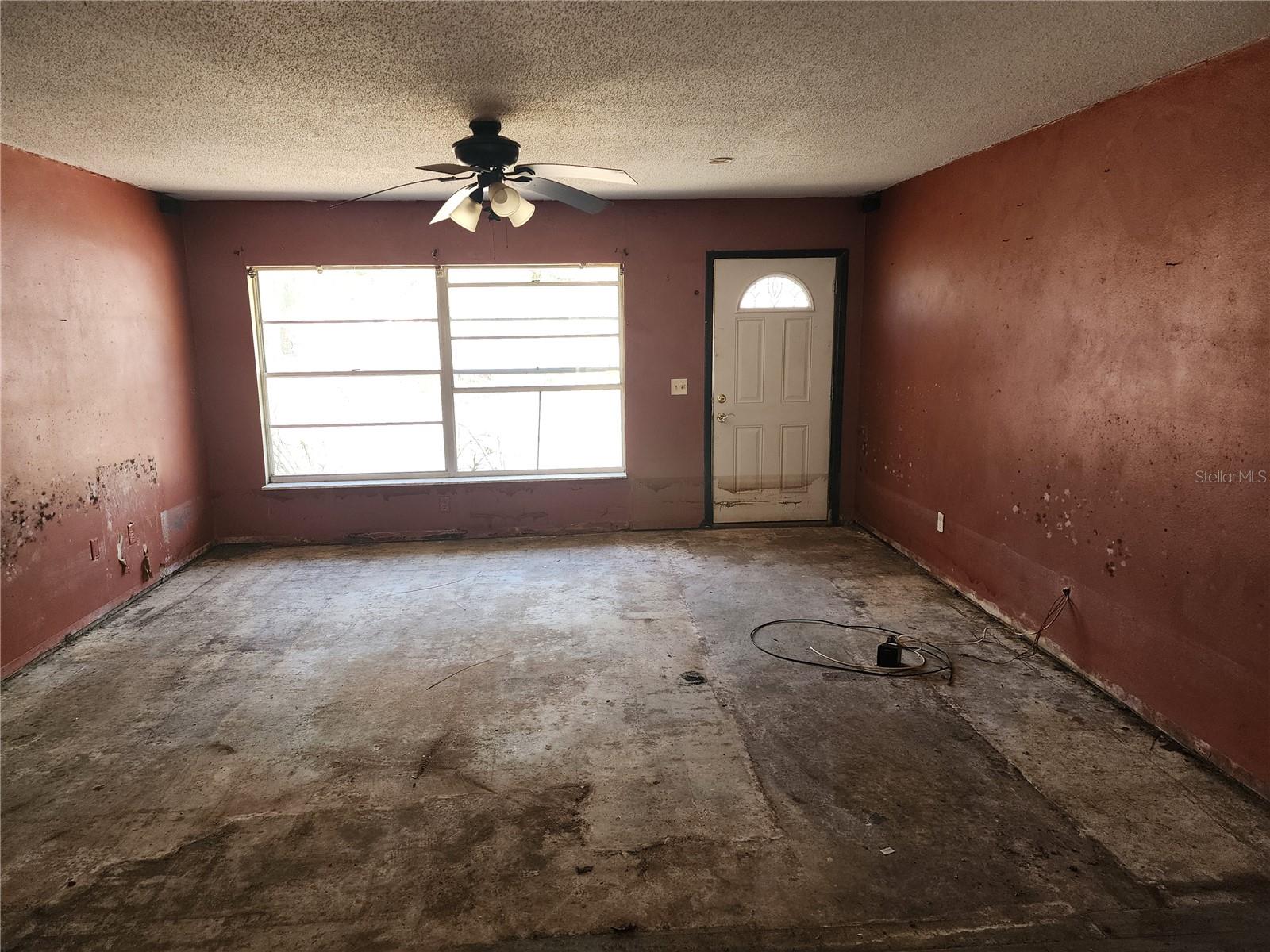 Listing photo id 3 for 34534 Orchid Parkway
