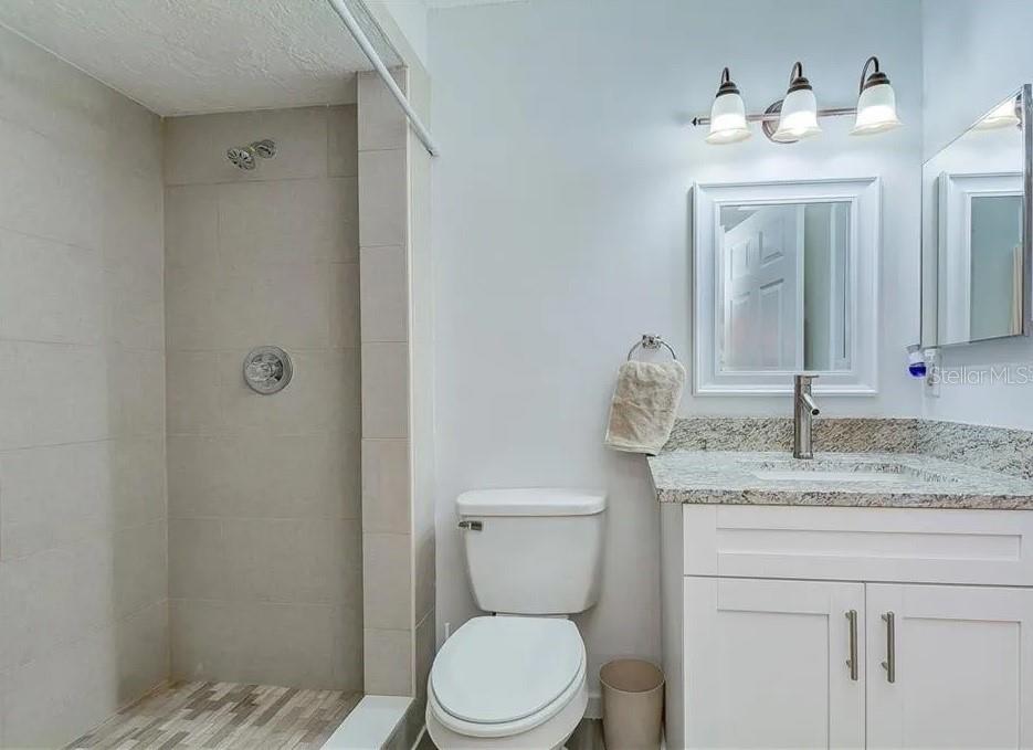 Image 4 of 18 For 37733 14th Avenue