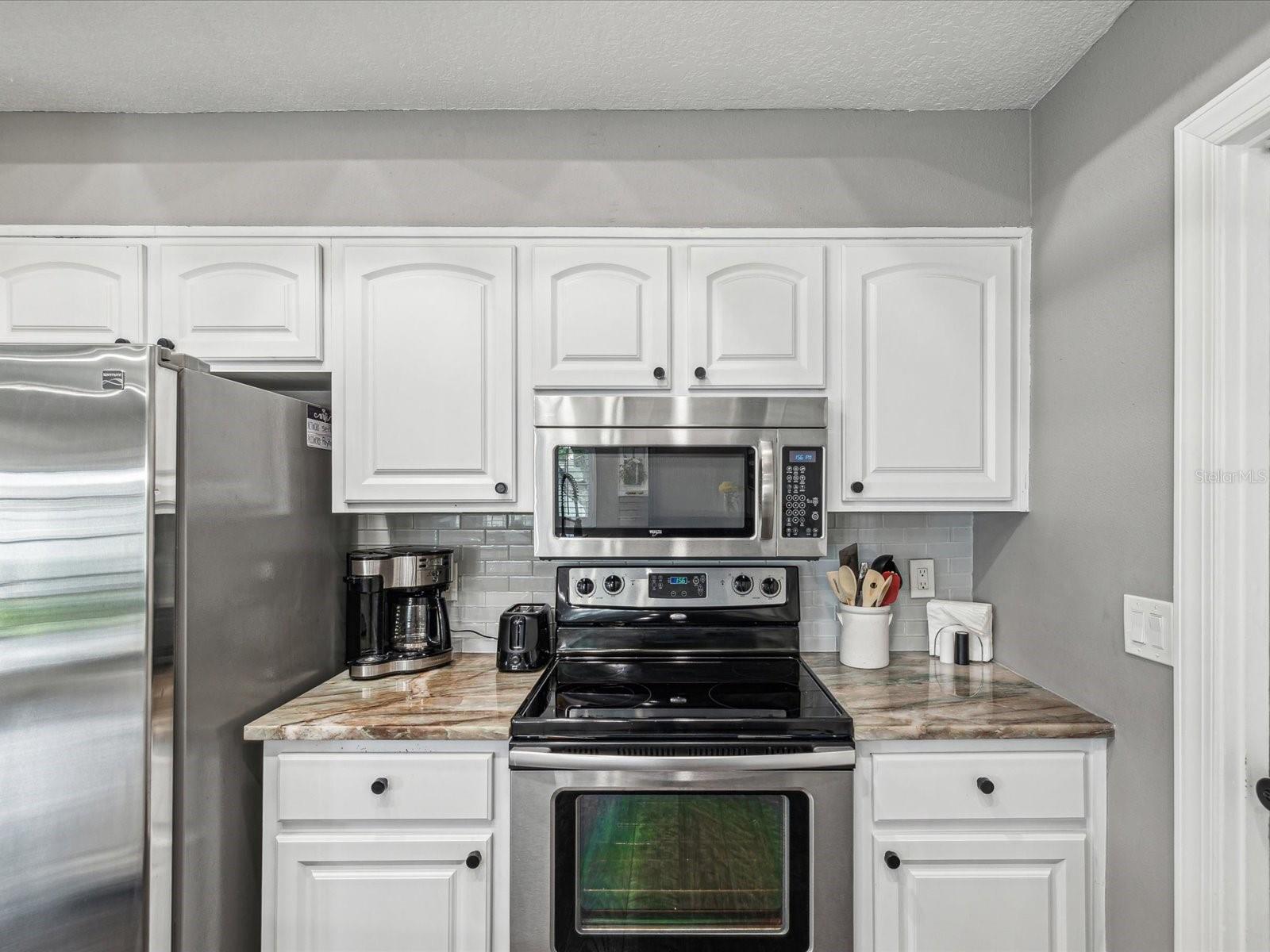 Image 19 of 43 For 4315 Oakland Drive