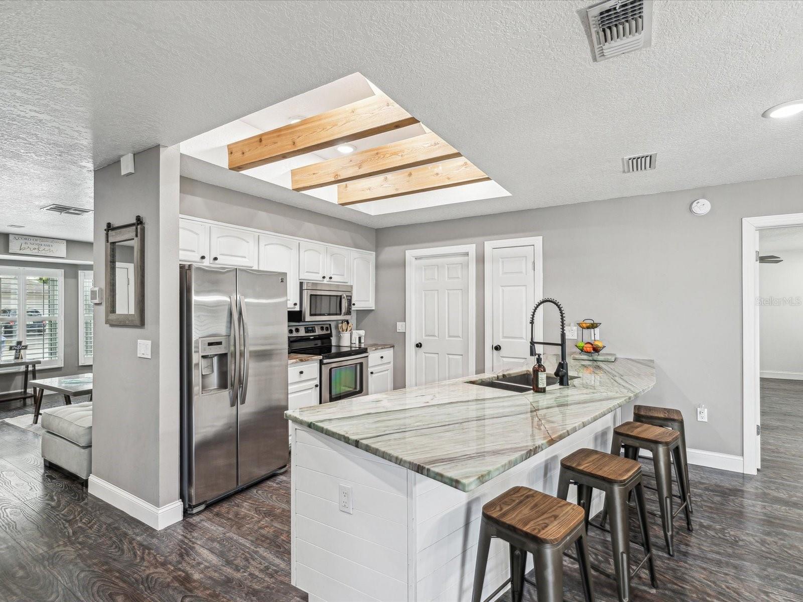 Image 23 of 43 For 4315 Oakland Drive