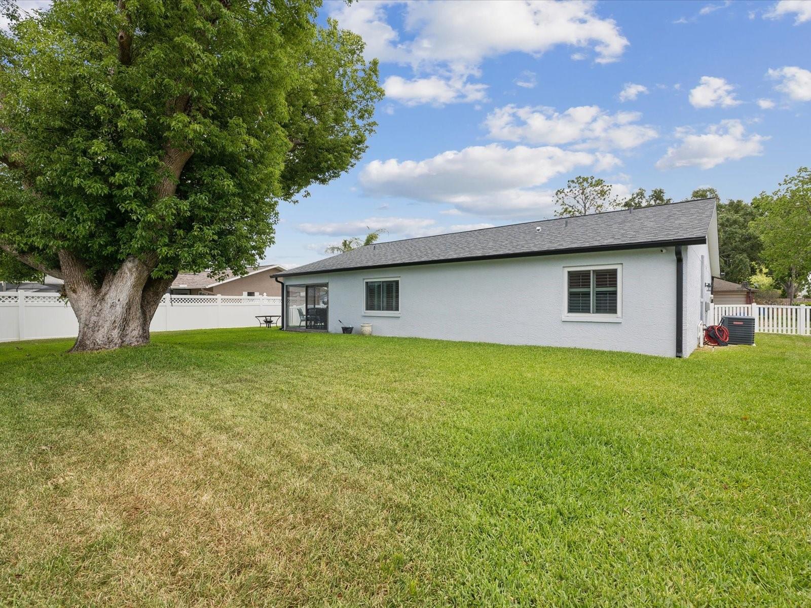 Image 31 of 43 For 4315 Oakland Drive