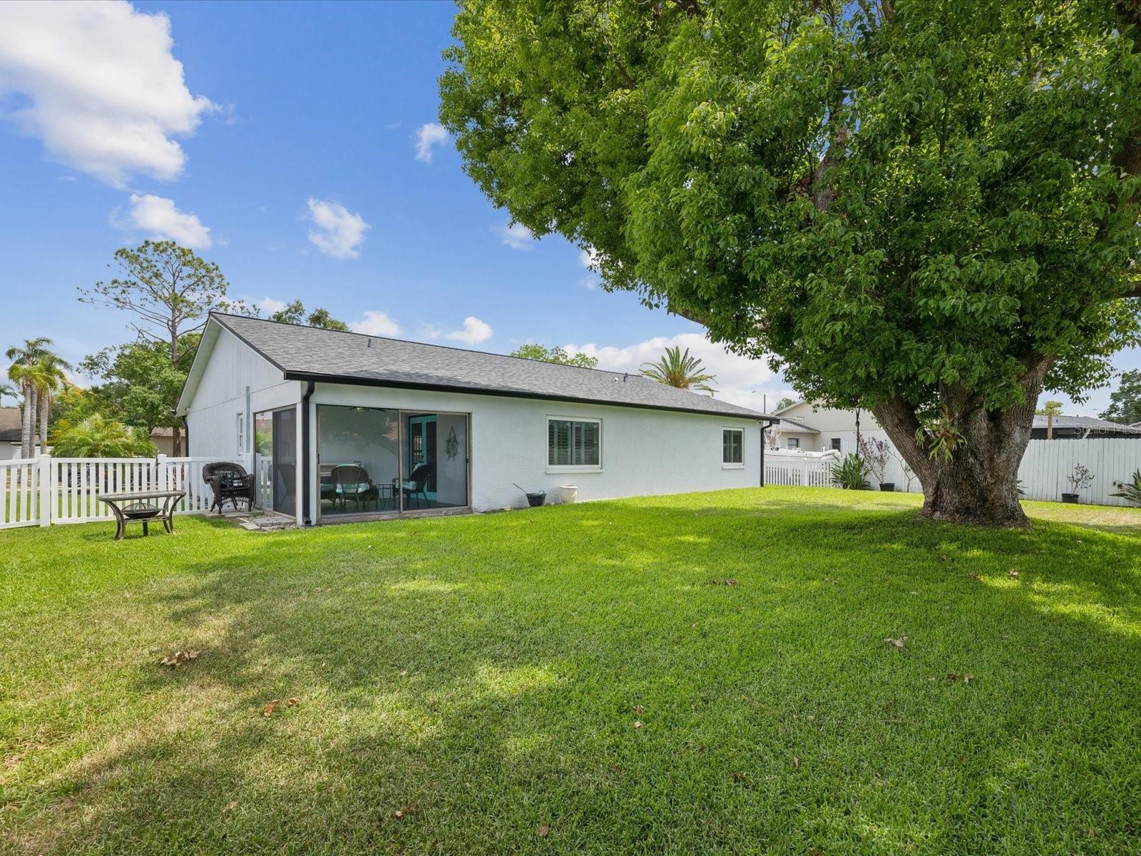 Image 32 of 43 For 4315 Oakland Drive