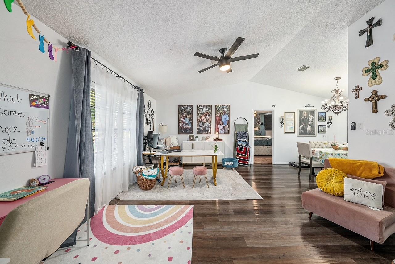 Image 18 of 31 For 2254 Coachman Road