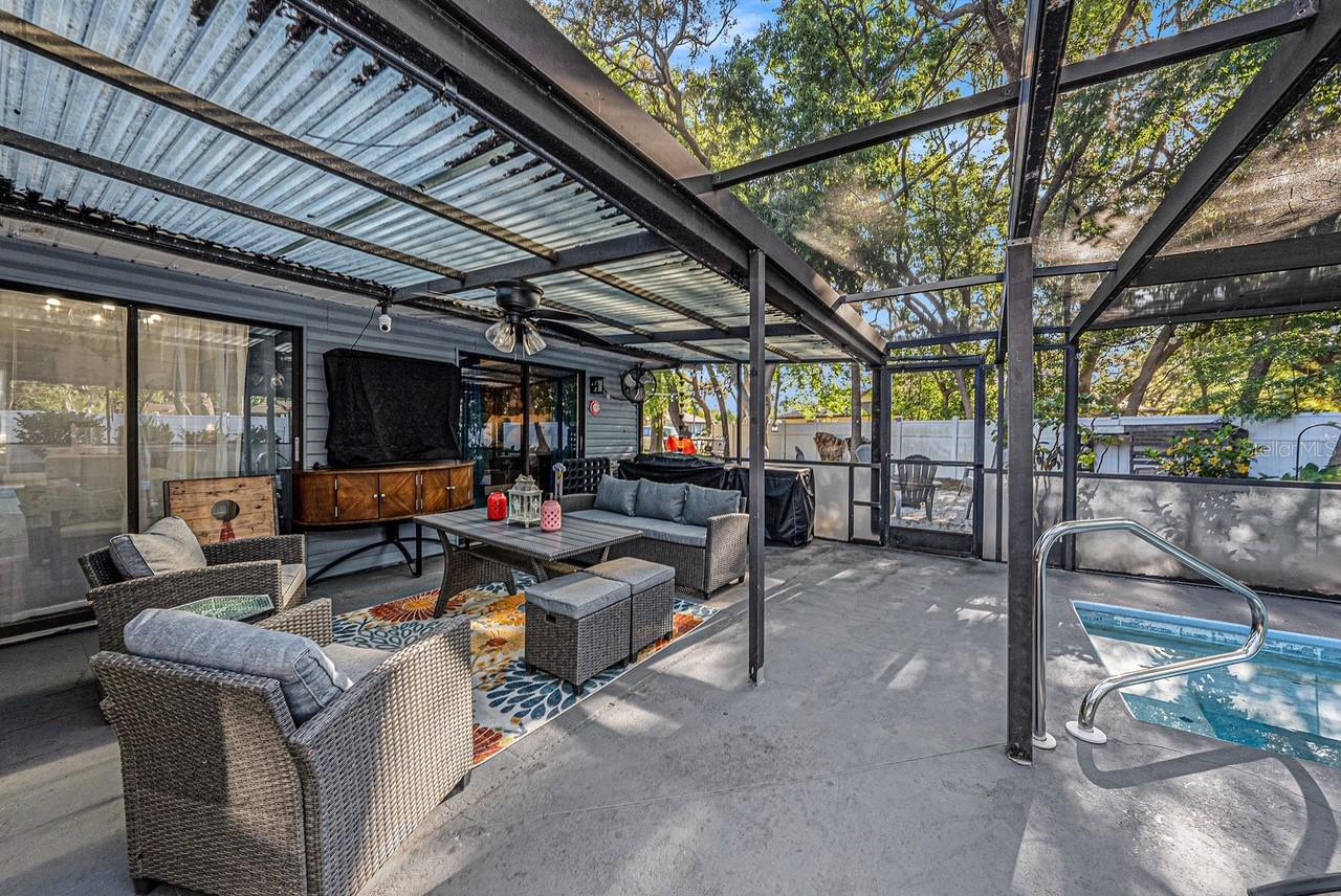 Image 21 of 31 For 2254 Coachman Road