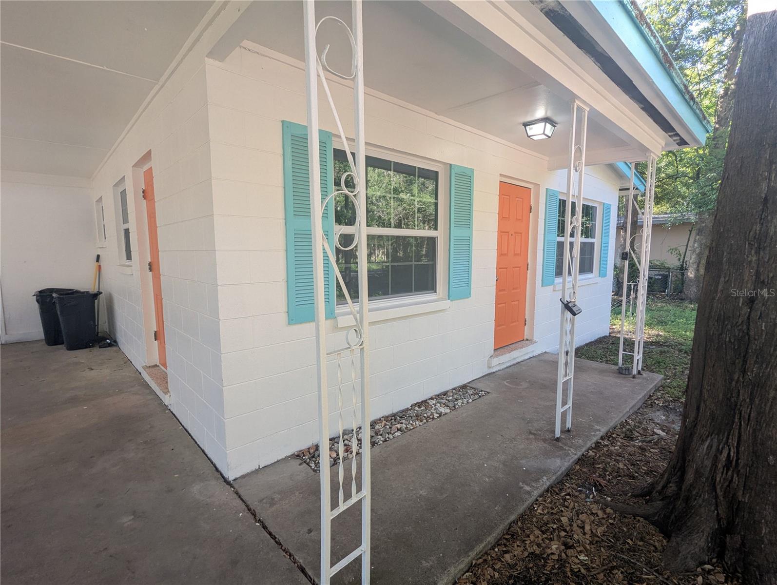 Image 3 of 18 For 404 East Avenue