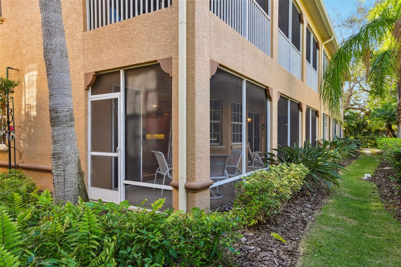 Image 39 of 49 For 3655 Square West Lane 9