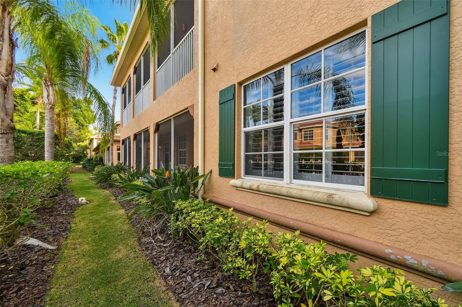 Image 42 of 49 For 3655 Square West Lane 9