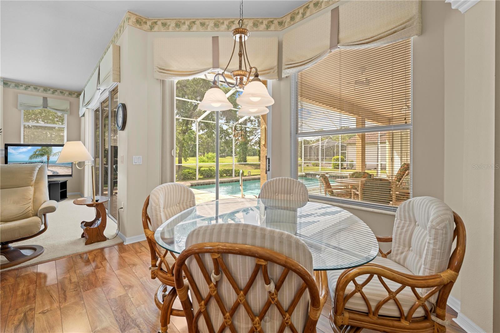 Image 14 of 75 For 5164 Golf Club Lane