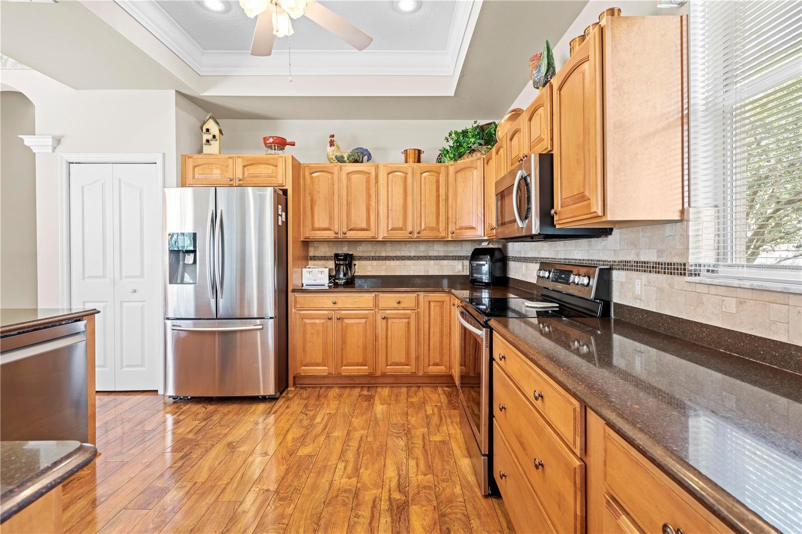 Image 16 of 75 For 5164 Golf Club Lane