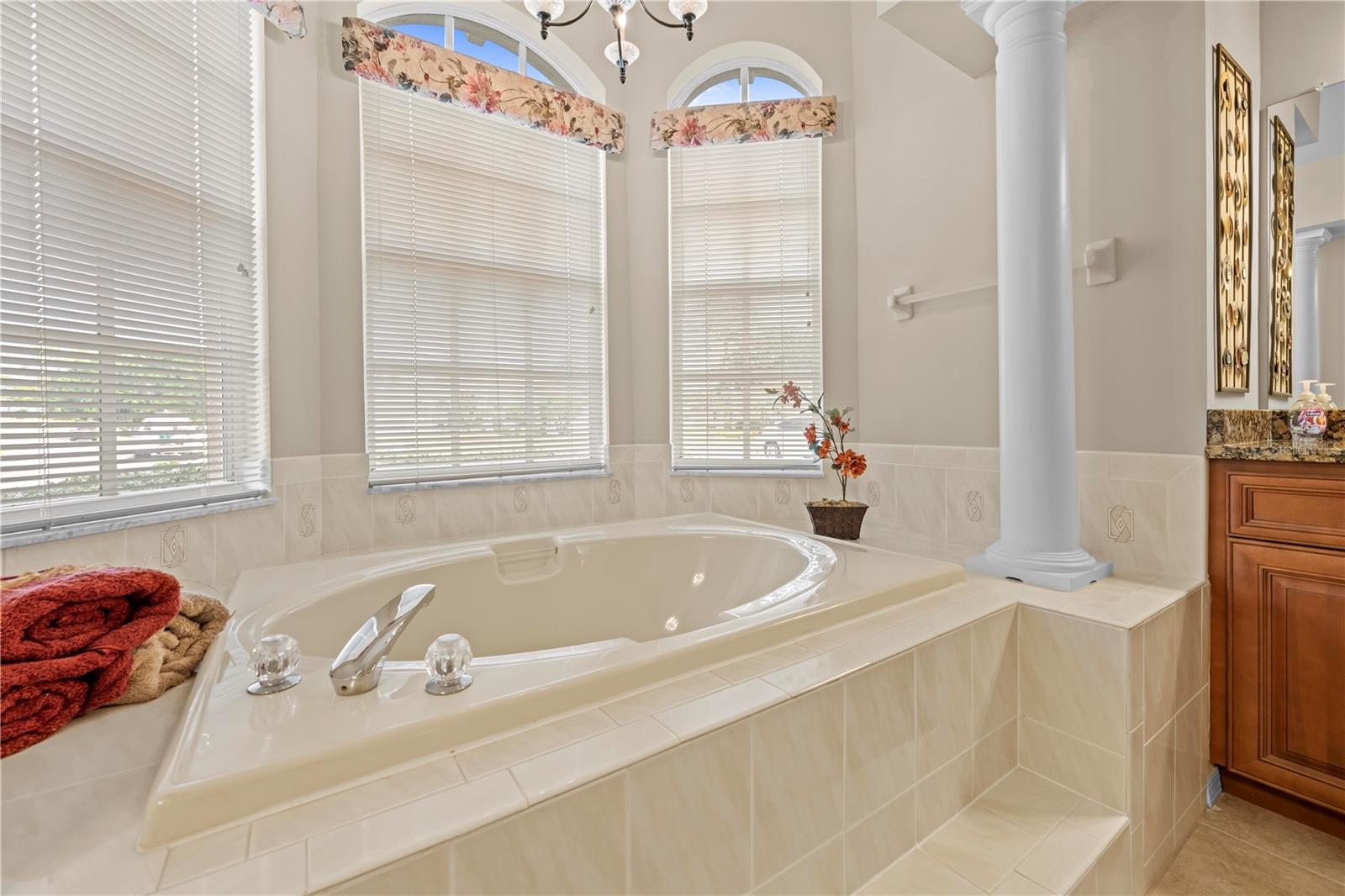 Image 39 of 75 For 5164 Golf Club Lane