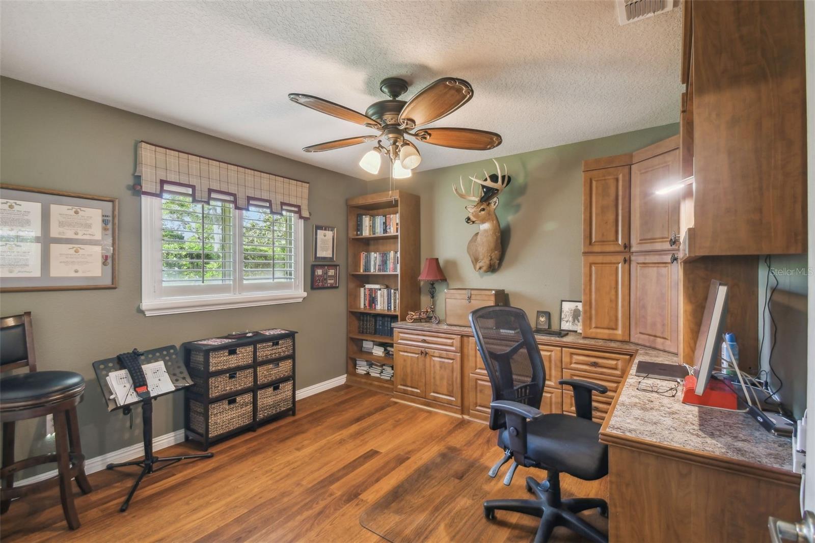 Image 11 of 98 For 18502 Winding Oaks Boulevard