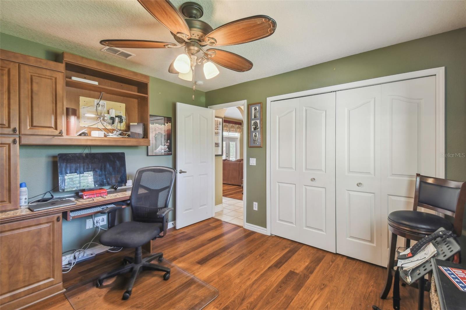 Image 12 of 98 For 18502 Winding Oaks Boulevard