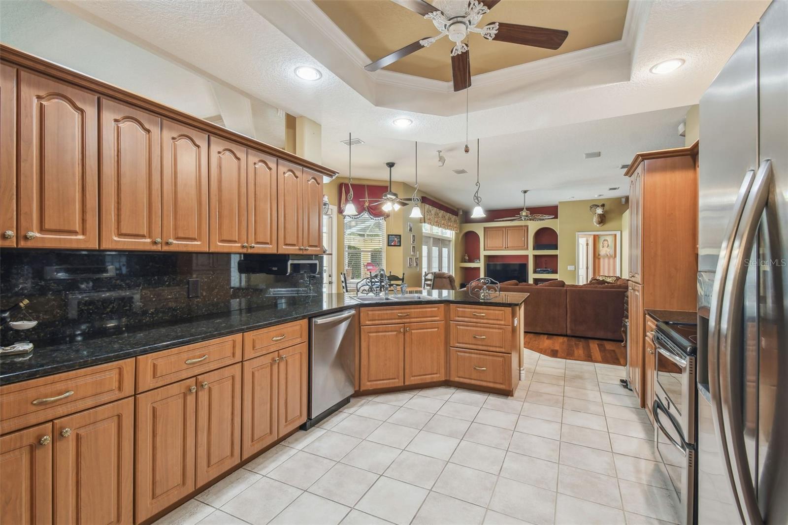 Image 40 of 98 For 18502 Winding Oaks Boulevard