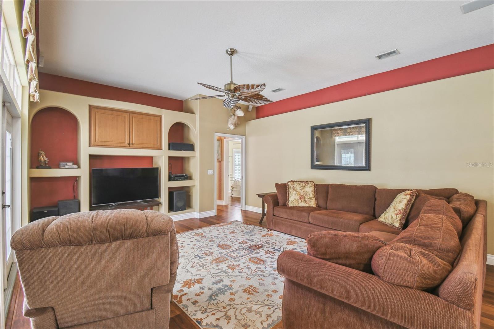 Image 50 of 98 For 18502 Winding Oaks Boulevard