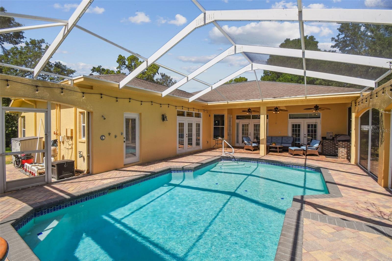 Image 7 of 98 For 18502 Winding Oaks Boulevard