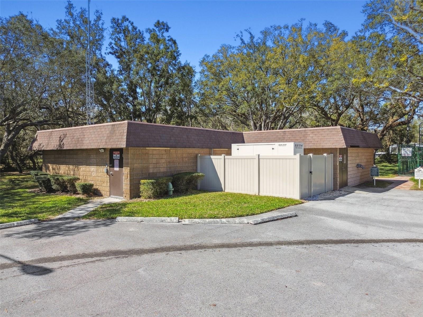 Image 89 of 98 For 18502 Winding Oaks Boulevard