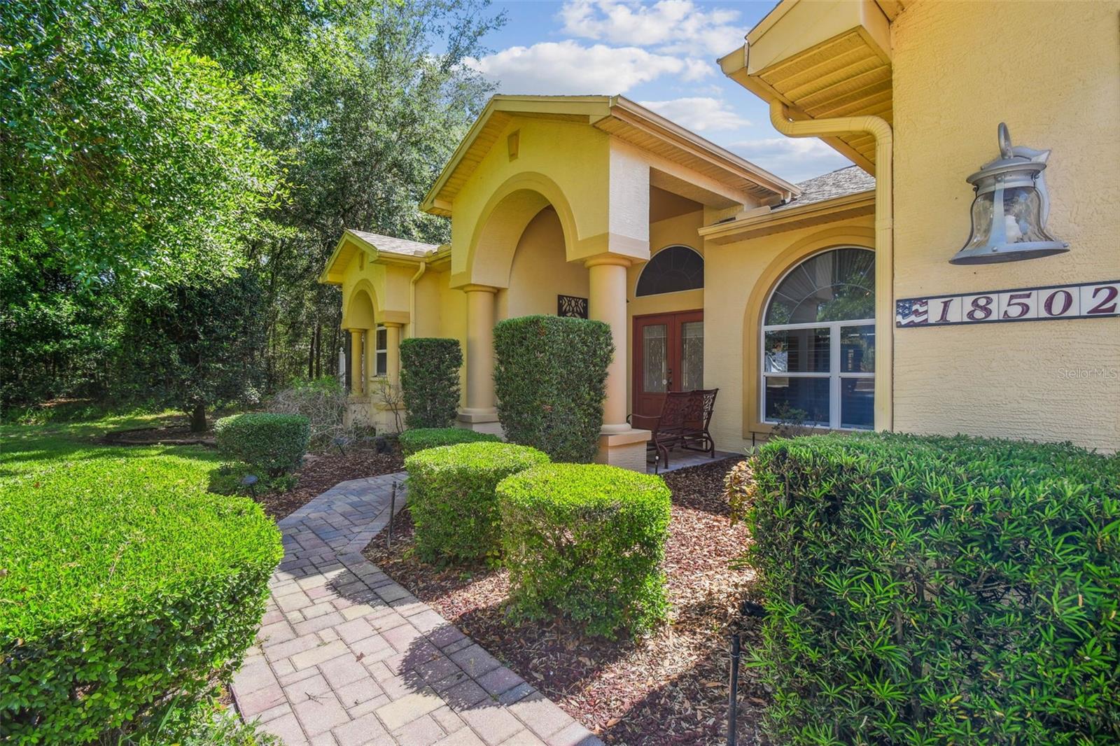 Image 9 of 98 For 18502 Winding Oaks Boulevard