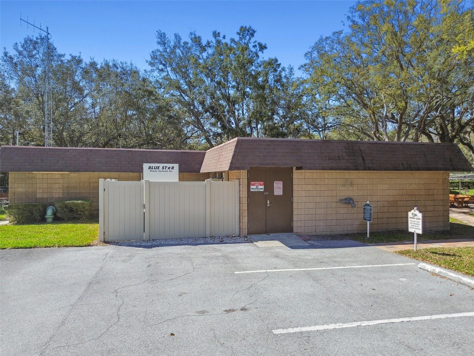 Image 90 of 98 For 18502 Winding Oaks Boulevard