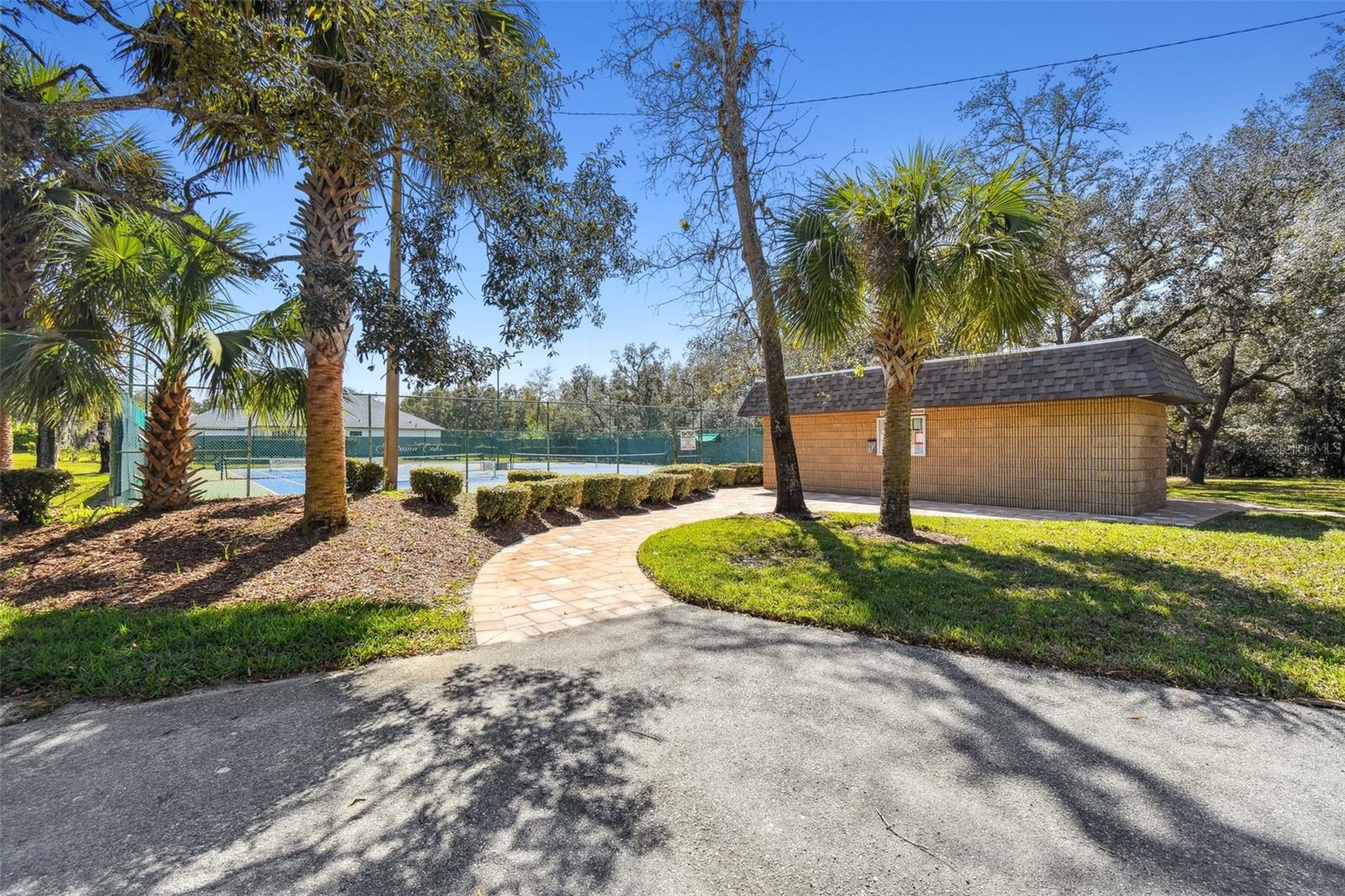 Image 95 of 98 For 18502 Winding Oaks Boulevard