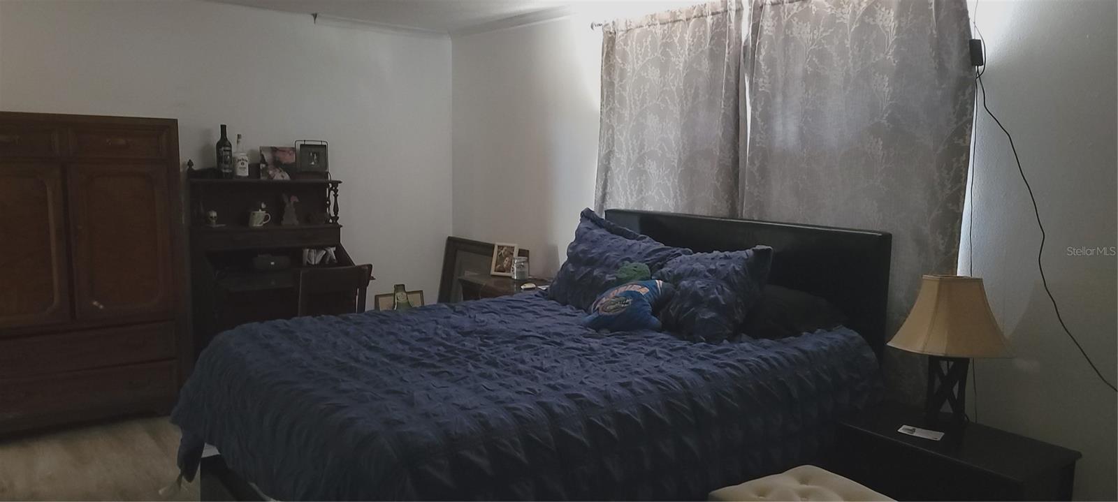 Listing photo id 6 for 10347 Caspian Street