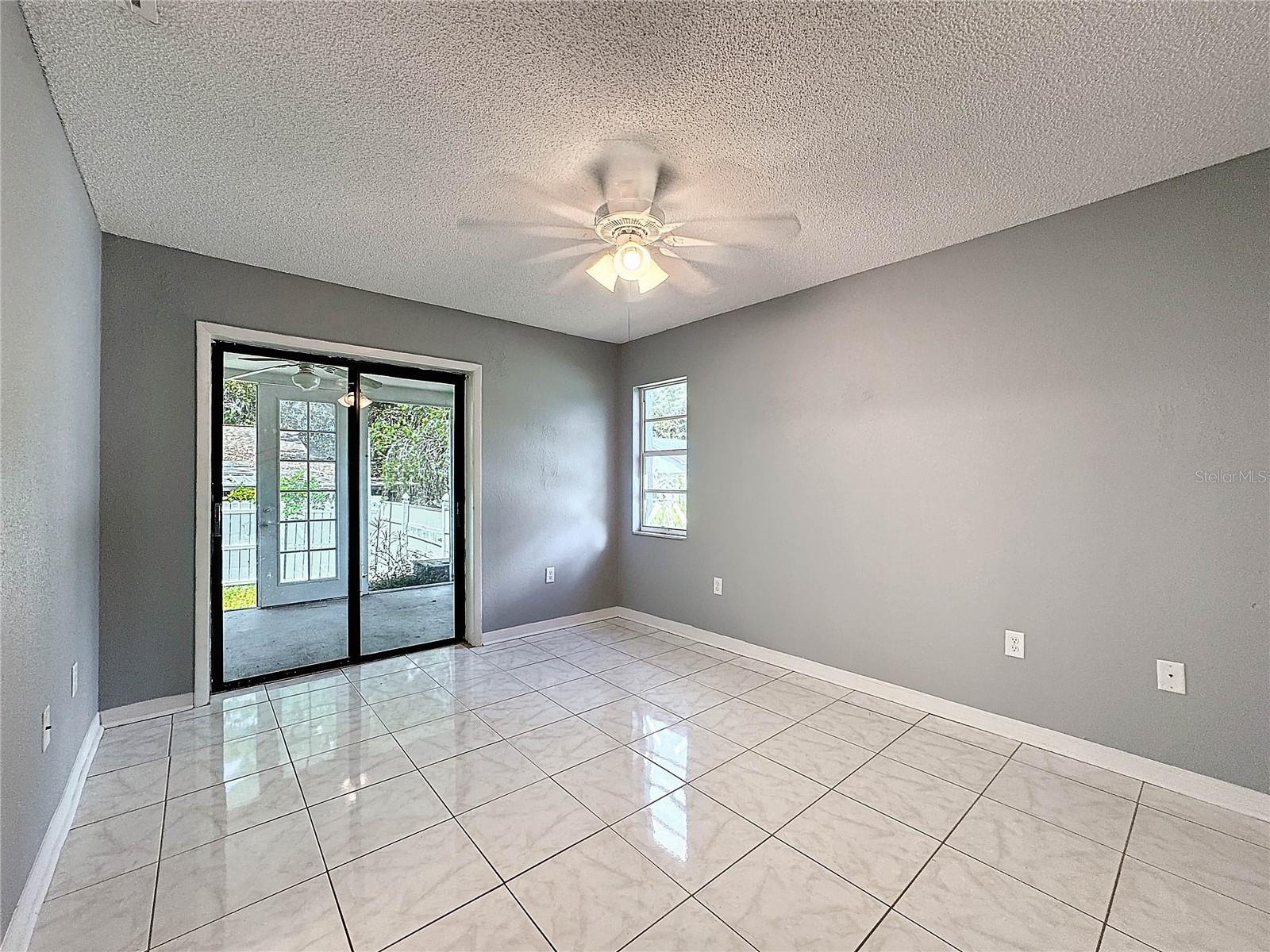 Image 15 of 33 For 5147 Larch Lane
