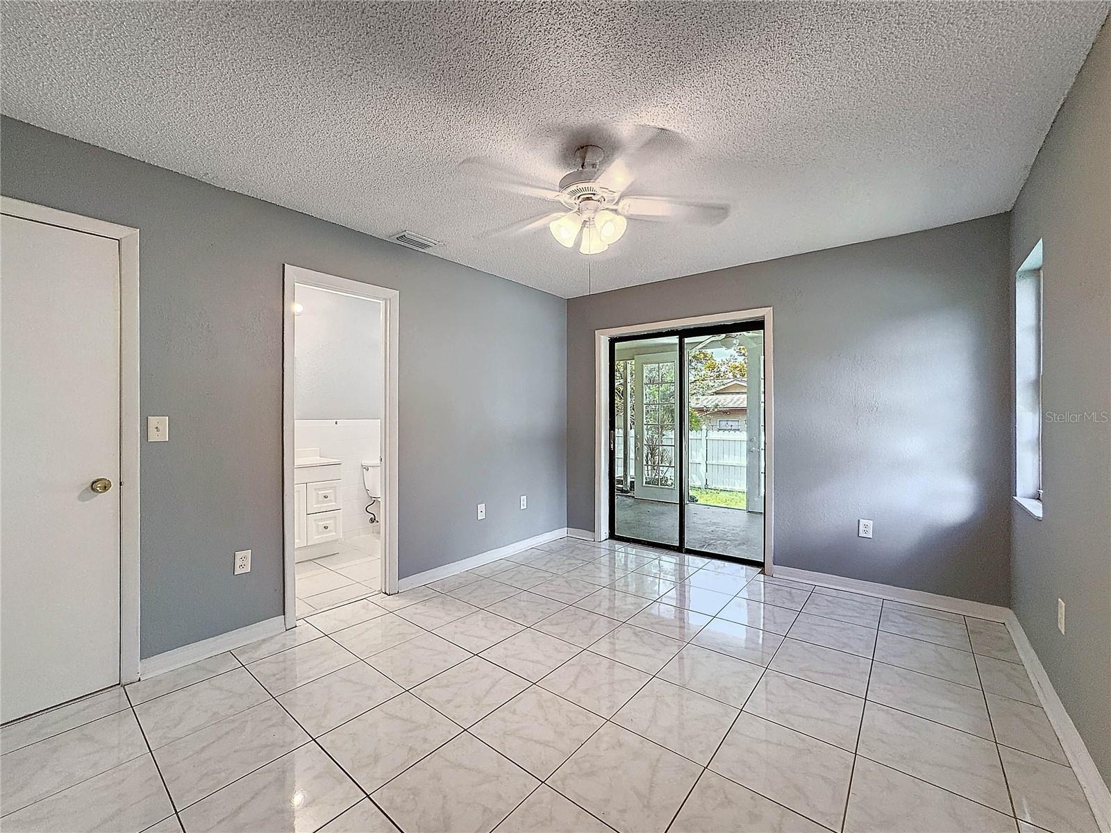 Image 16 of 33 For 5147 Larch Lane