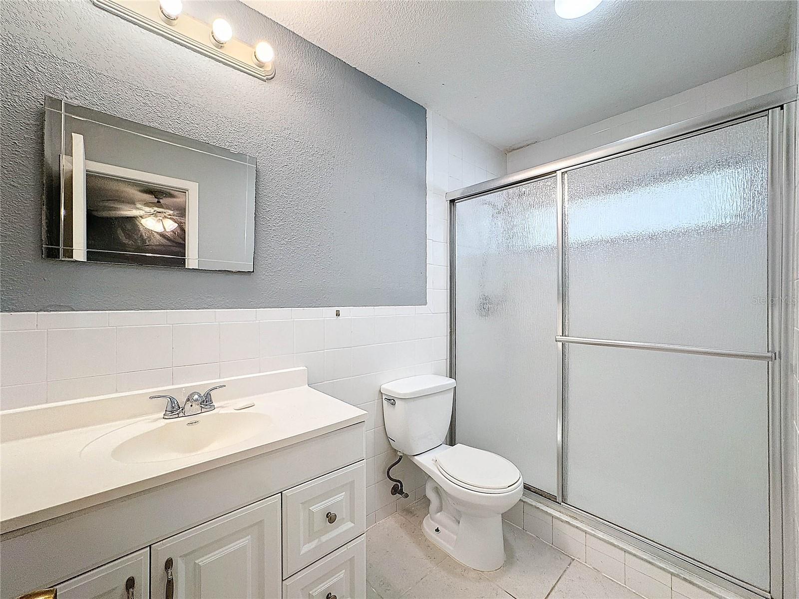 Image 18 of 33 For 5147 Larch Lane