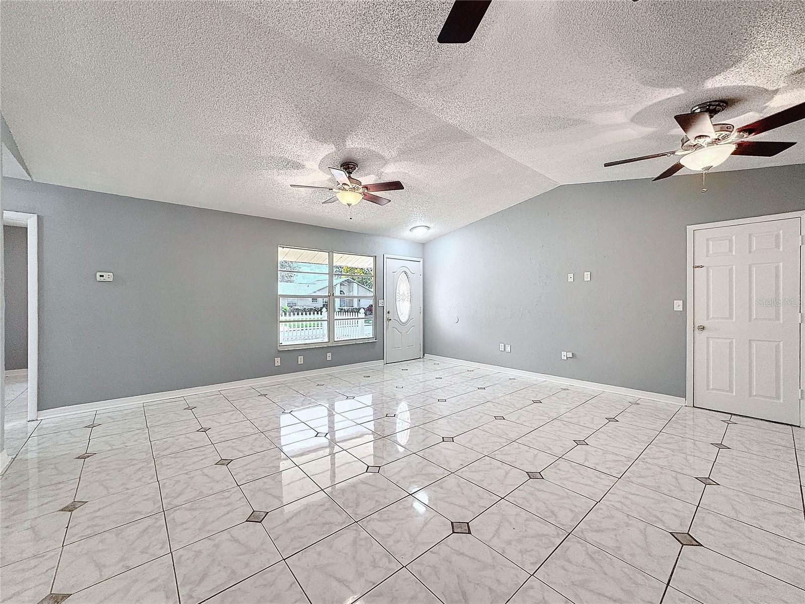 Image 8 of 33 For 5147 Larch Lane
