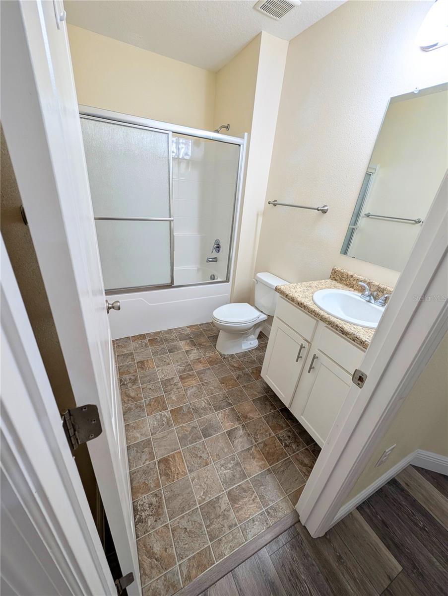Image 14 of 55 For 1159 Macfarlane Avenue