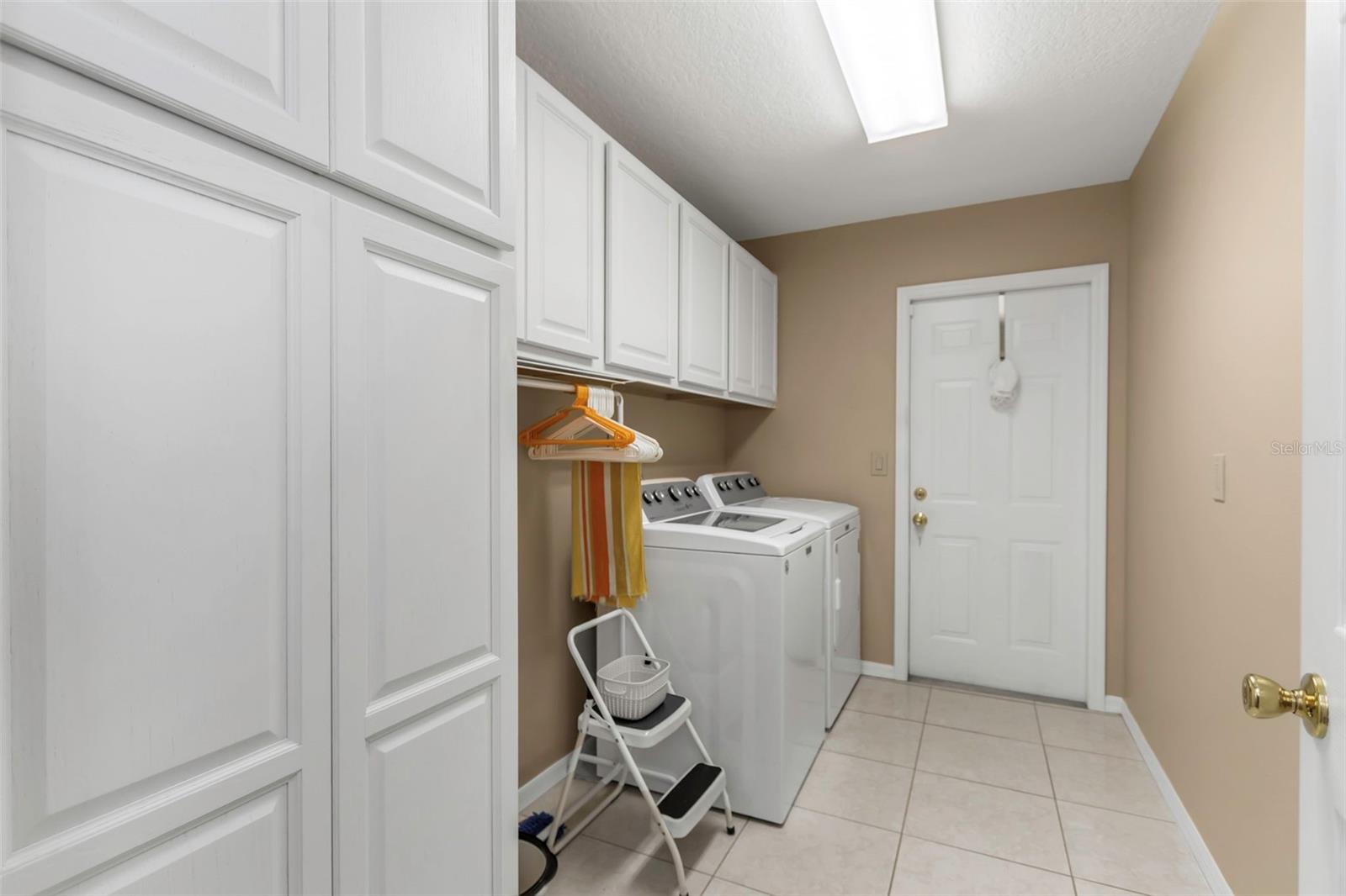 Image 40 of 67 For 8514 Ashbury Drive