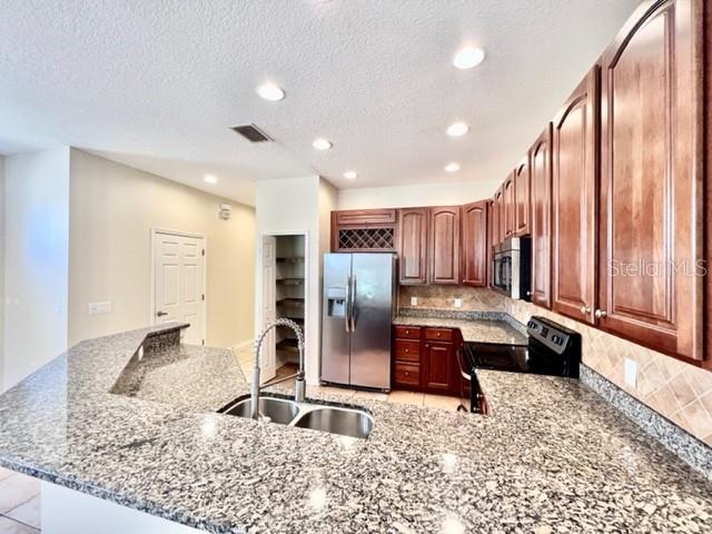 Image 8 of 82 For 11741 Castine Street
