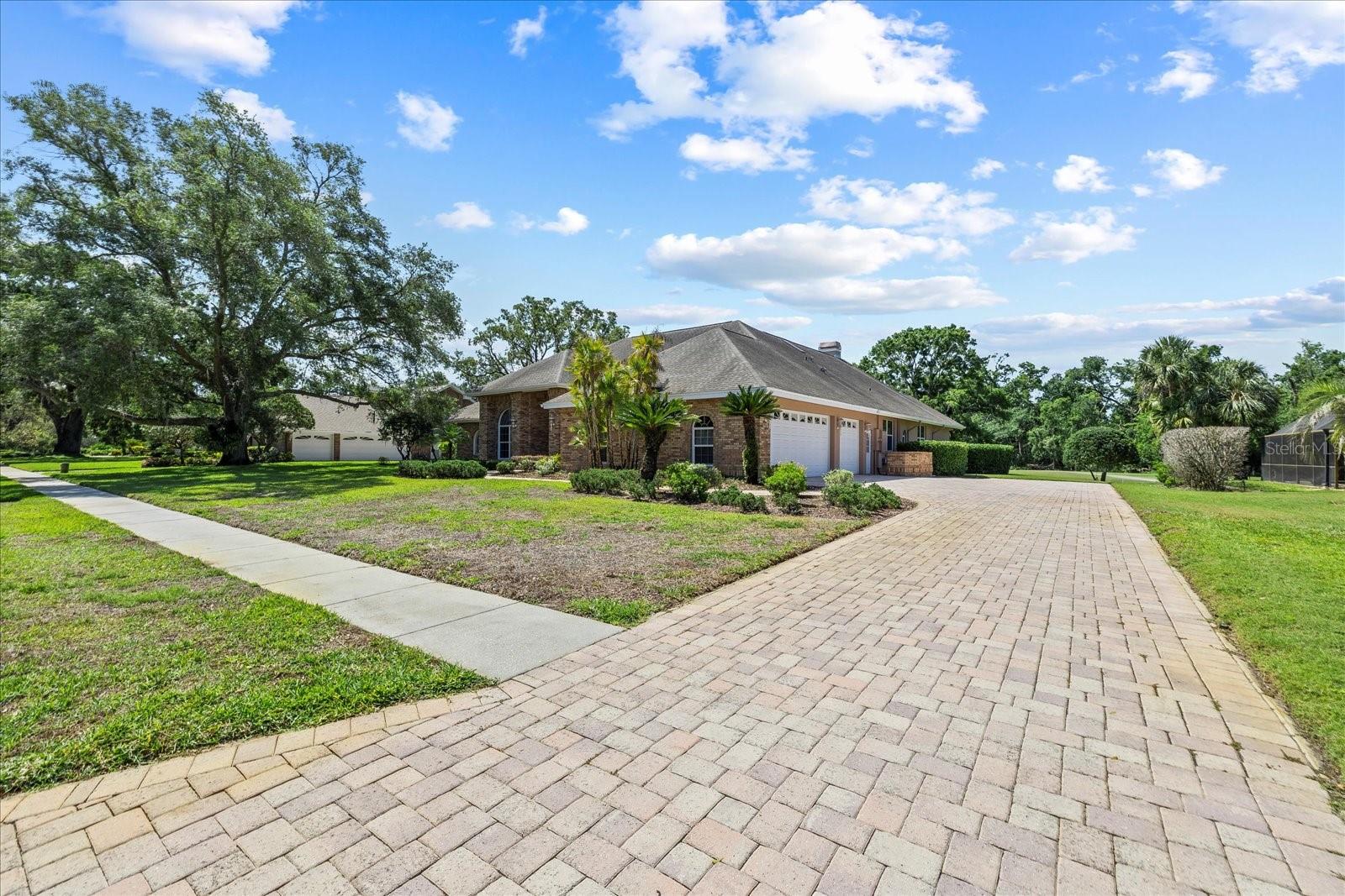 Image 19 of 83 For 888 Royal Birkdale Drive