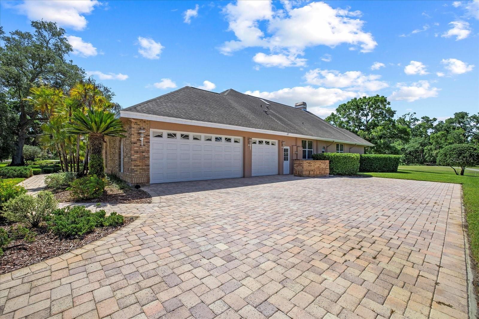 Image 21 of 83 For 888 Royal Birkdale Drive