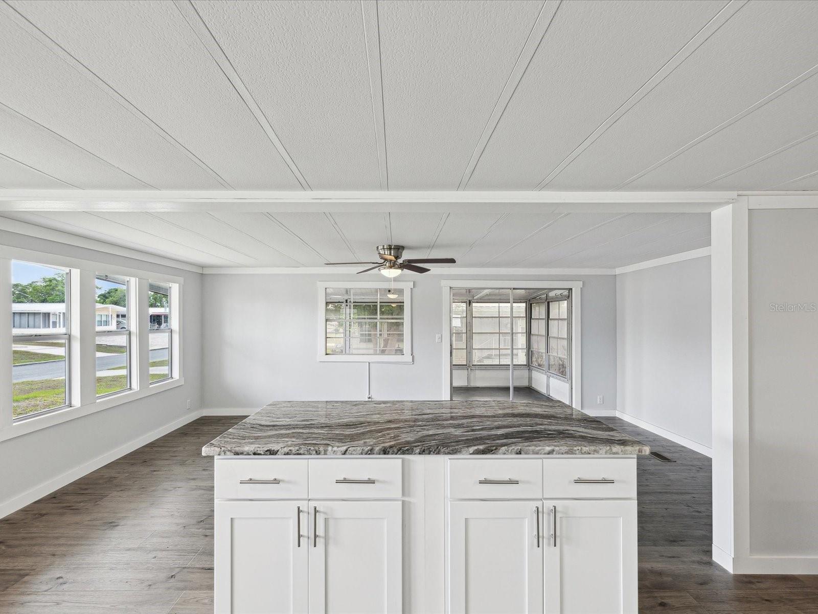 Image 12 of 66 For 14200 Sandhurst Street