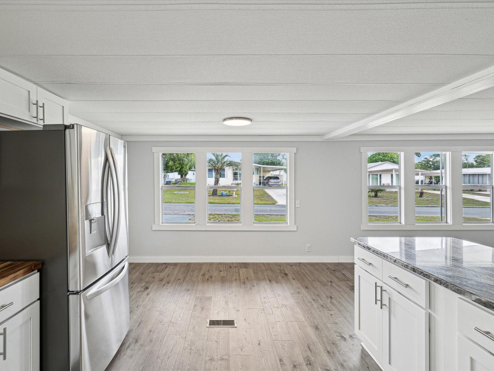 Image 14 of 66 For 14200 Sandhurst Street