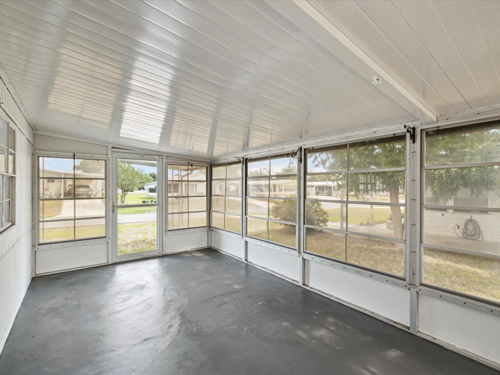 Image 30 of 66 For 14200 Sandhurst Street