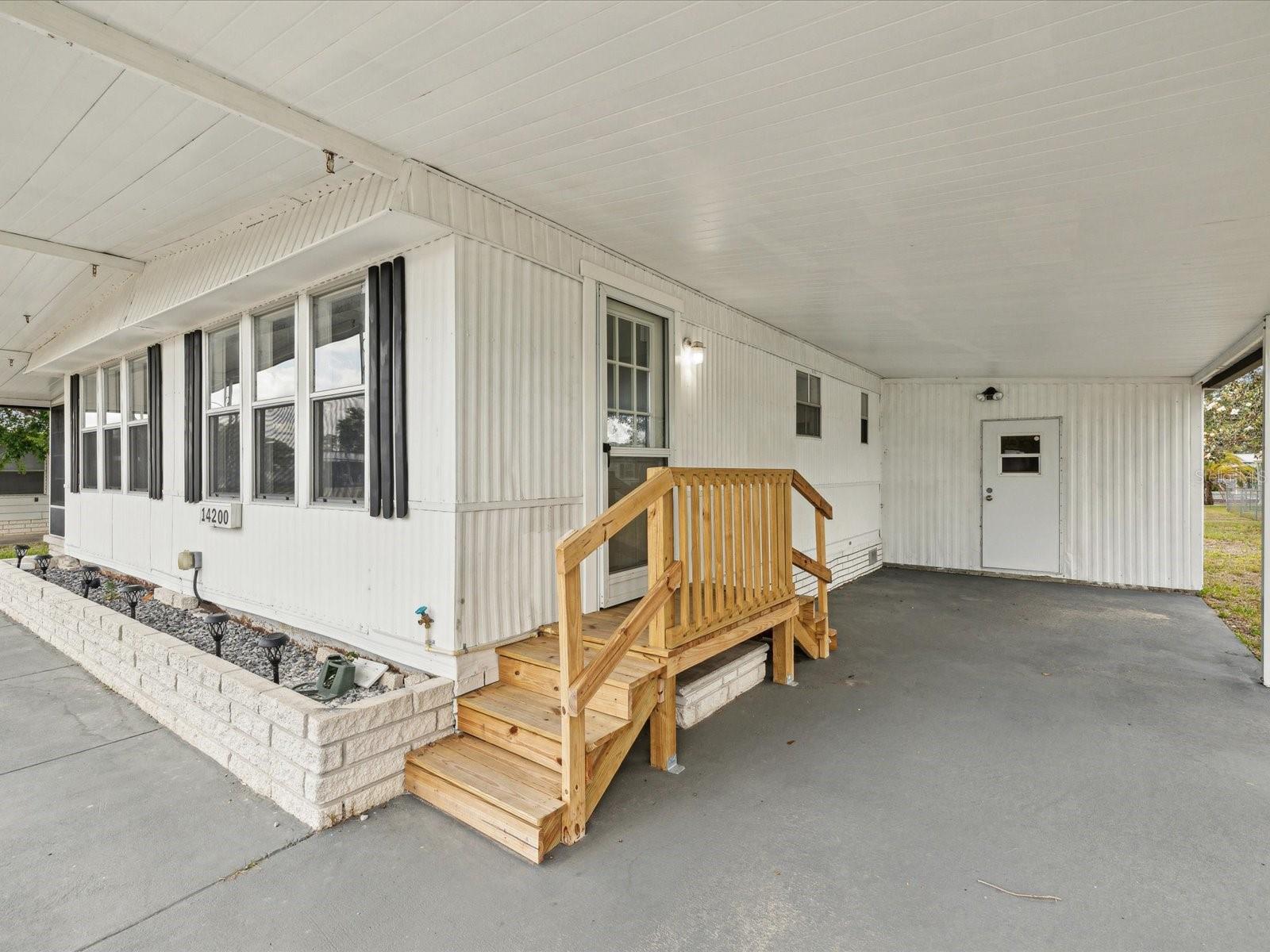 Image 31 of 66 For 14200 Sandhurst Street
